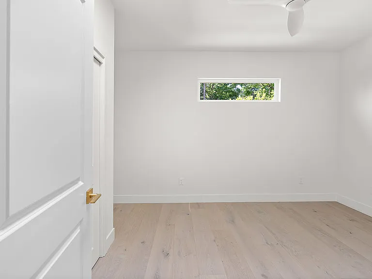 1413 Orange Ln — Photo 10