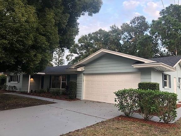 3rd image of 901 Richards Ave