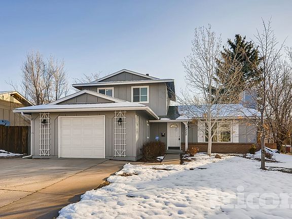 2nd image of 3222 Greenwood Cir