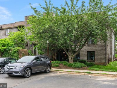 193 Southwark Ct, Holland, PA, 18966