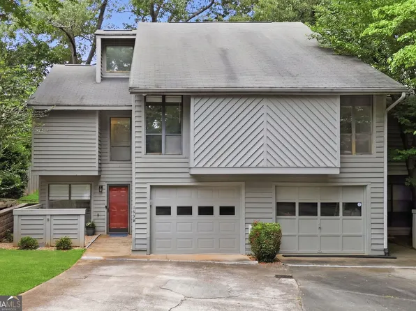 1098 Creatwood Pl SE, Smyrna, GA 30080
