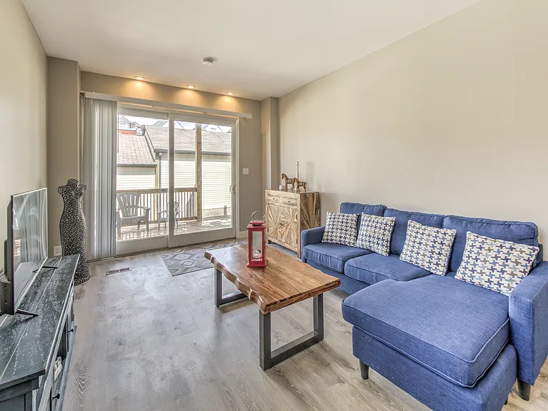 3633 McRee Ave #A — Photo 8