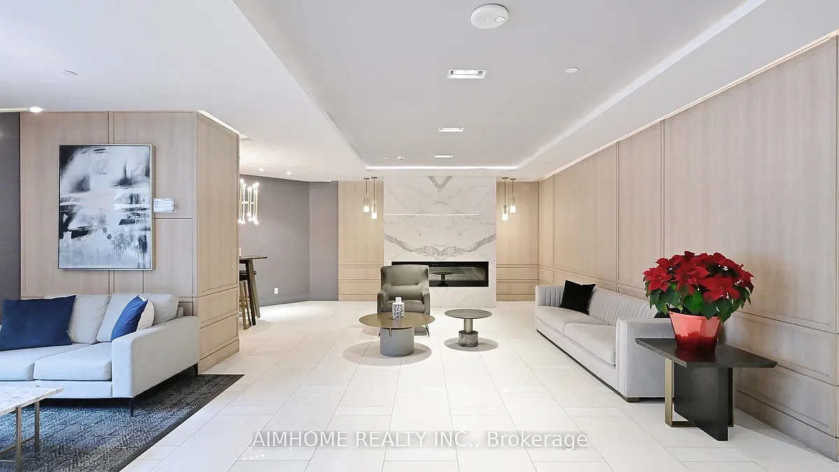 Building Photo - 621 Sheppard Ave E #118