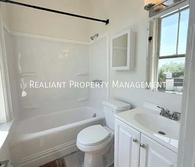 102 W Clifton Ave #3 — Photo 6