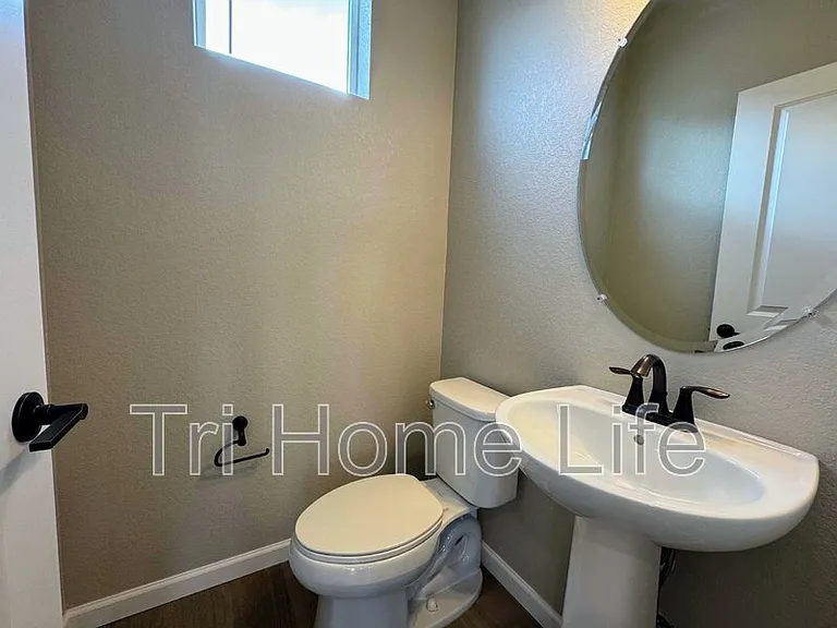 7022 Doncaster Ct — Photo 28