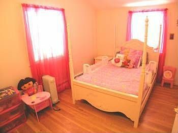 5th image of 5 Tinkham Ln