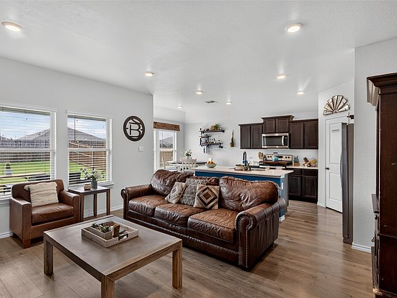 5th image of 6417 Shoreline Ln