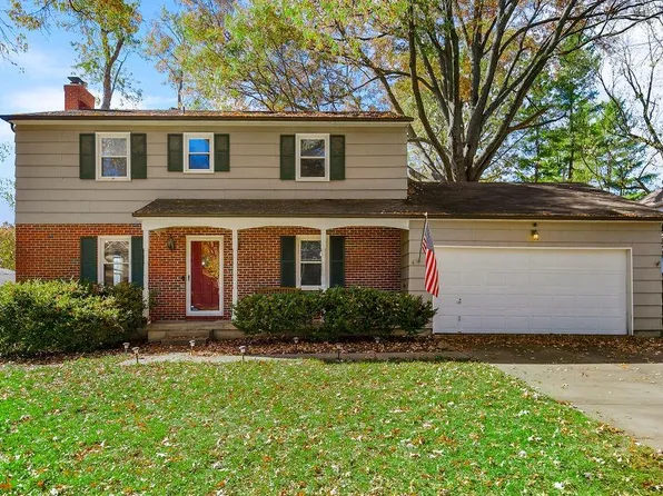 9448 Connell Dr, Overland Park, KS 66212