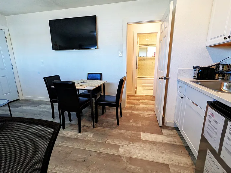 4220 Clairemont Dr #2 — Photo 21