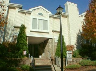 801 Madaline Dr, Avenel, NJ