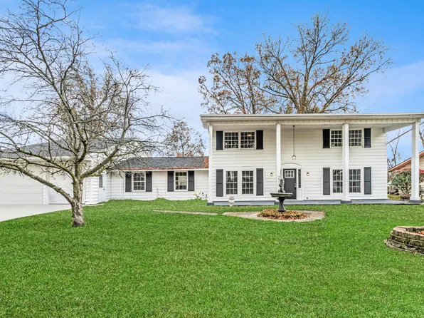 5011 Wisteria Ln, Fort Wayne, IN 46804