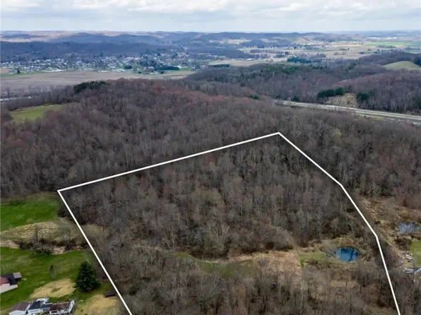 Buckeye Hollow Rd, Uhrichsville, OH 44683