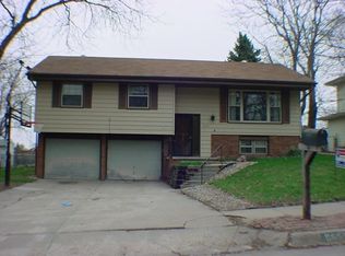 6655 S 84th Ave, Ralston, NE 68127