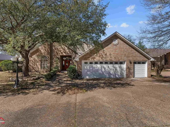 118 Williamsburg Ln, Bullard, TX 75757