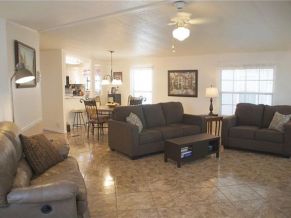 4th image of 3019 SW 51st St