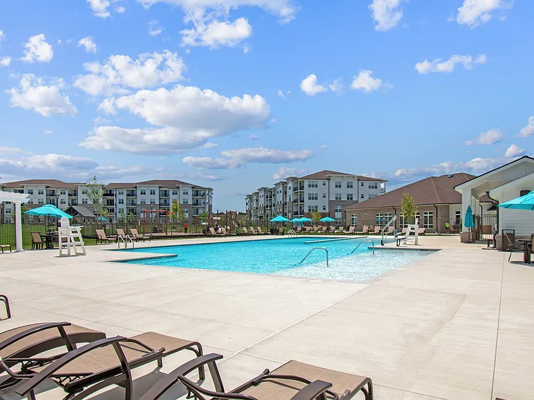 Fairmont at South Lake — Photo 5