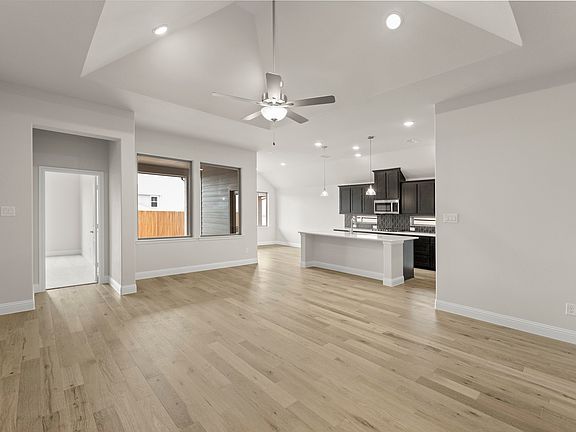 4th image of 3933 Melica Ln