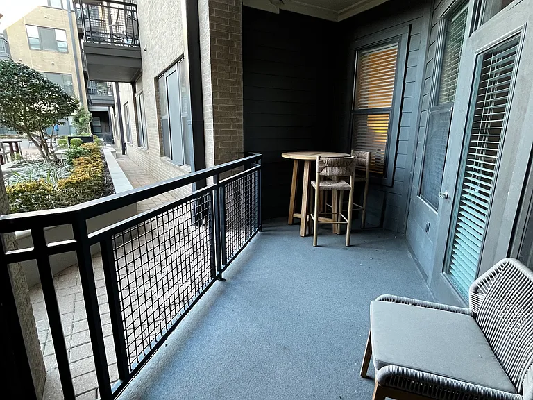 Kirby Dr — Photo 11
