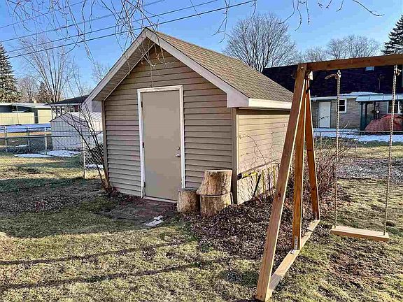 Shed