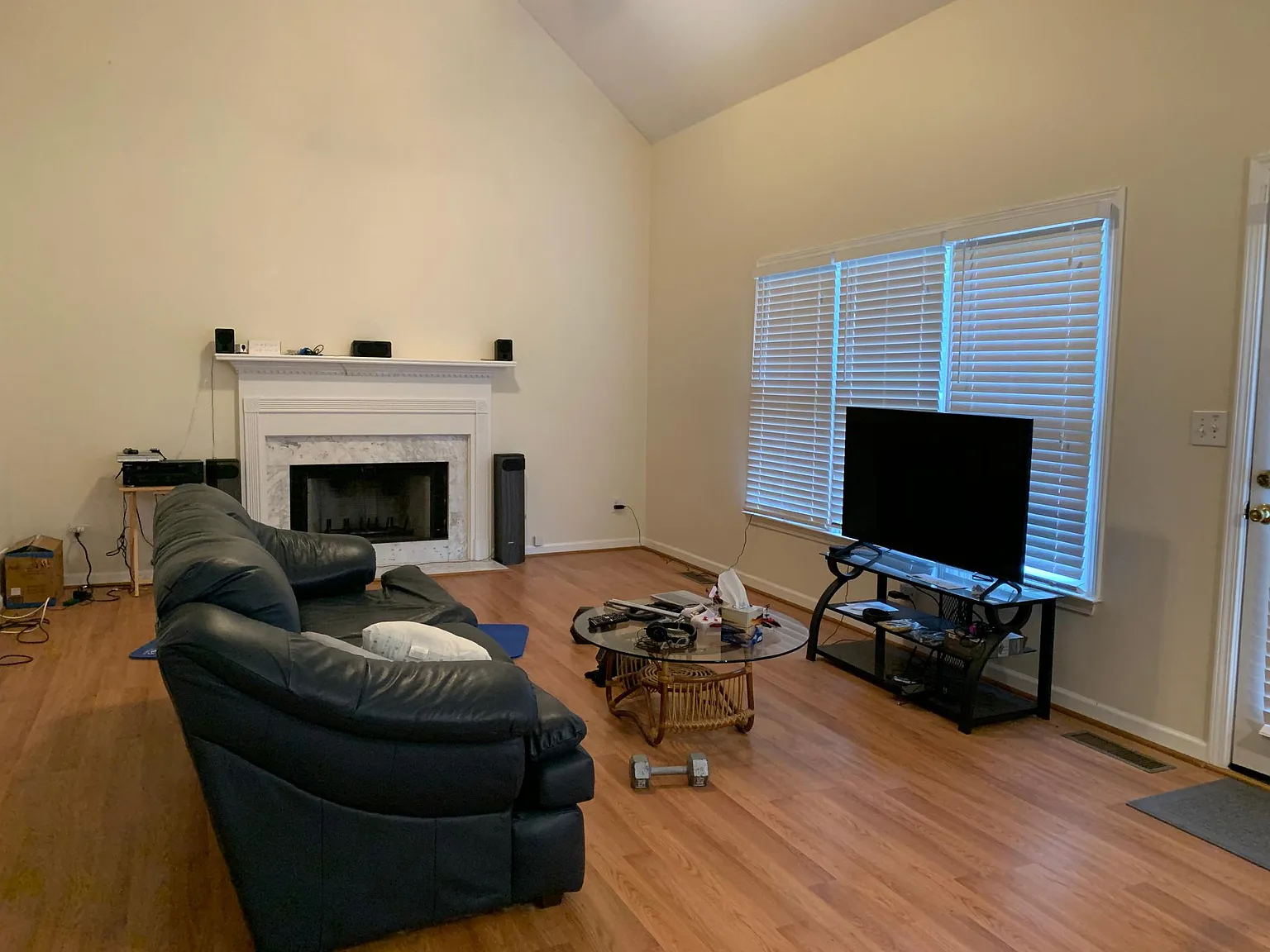 4 bed, 2.5 bath, 2197 sqft, $2,500 — Photo 1
