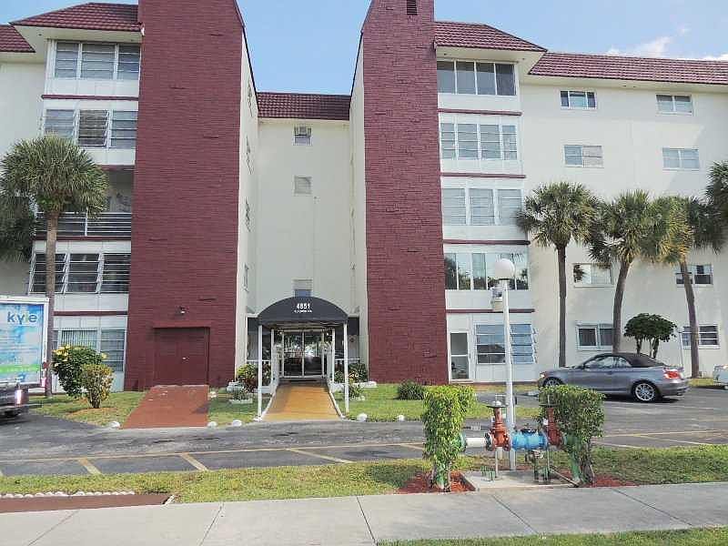 1st image of 4851 NW 21st Street #404