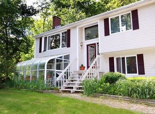 624 Douglas Dr, Orange, CT 06477