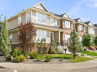 45 W Willow Green Way, Cochrane, AB T4C2N3