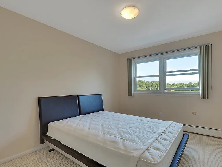38 Ash St — Photo 14