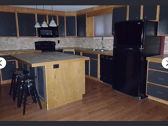 4th image of 647 Fairmont Ave