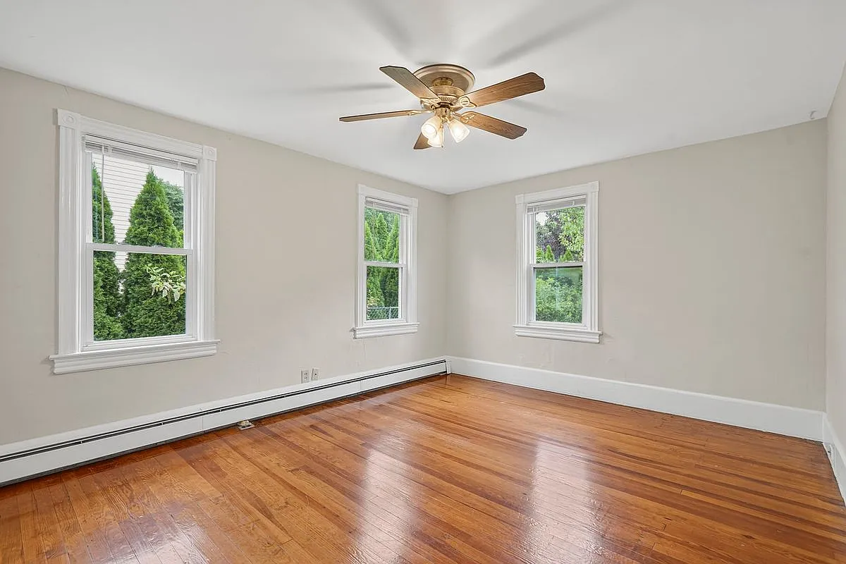 2 bed, 1.0 bath, 800 sqft, $2,600 — Photo 4