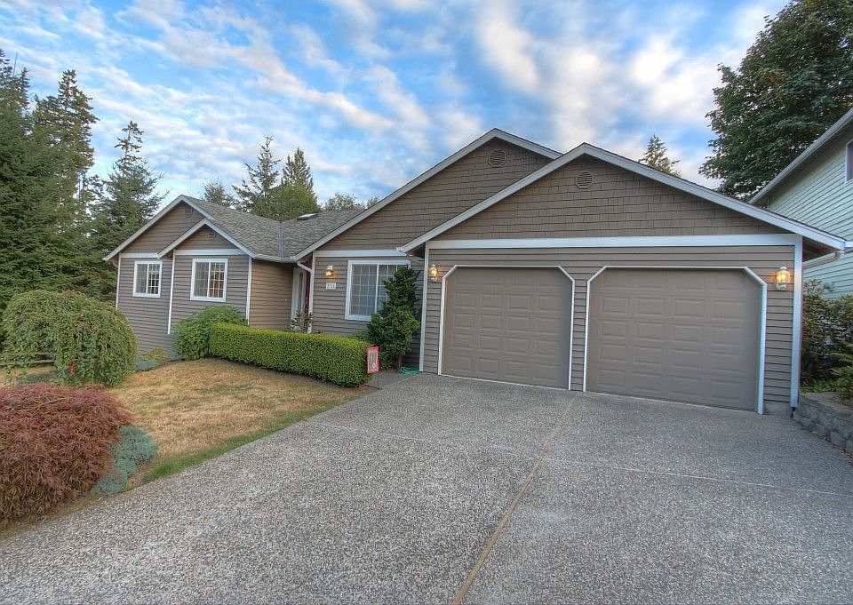 1st image of 3716 176th St SW