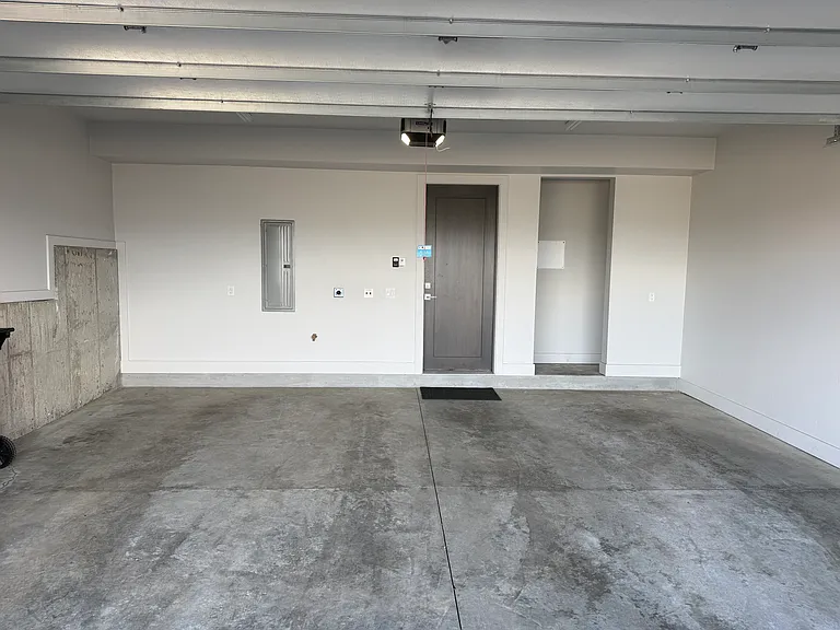 10772 N Hideout Trl — Photo 2