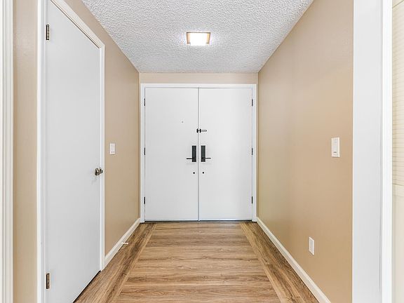 4th image of 6497 Meadowridge Drive