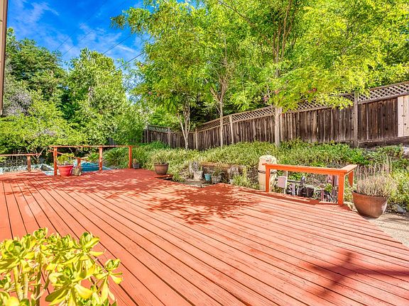5th image of 2785 Osborne Rd