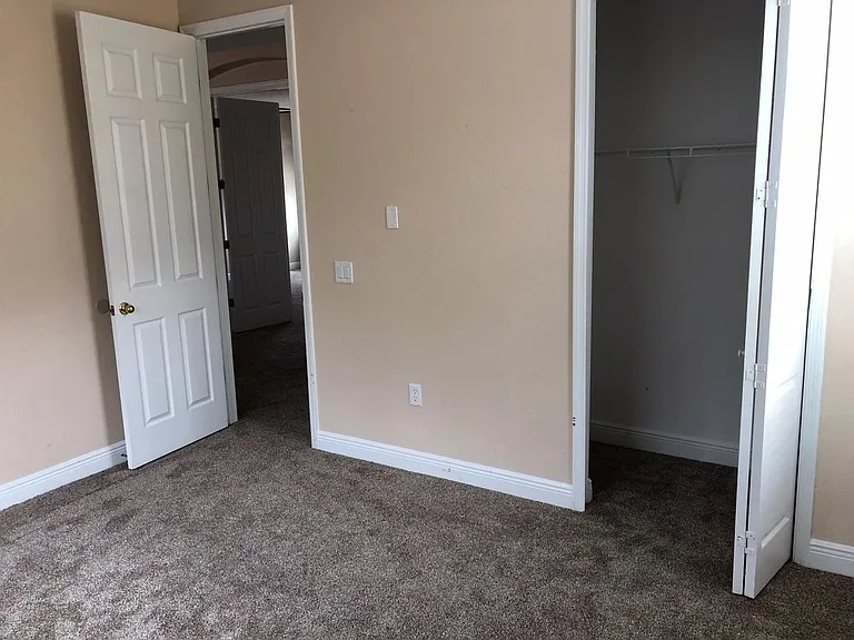 3615 Valleyview Dr — Photo 17