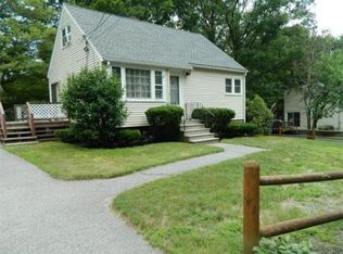 11 Francis Wyman Rd, Burlington, MA 01803