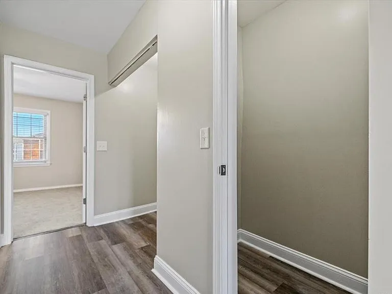 731 Coventry Ln #D — Photo 10