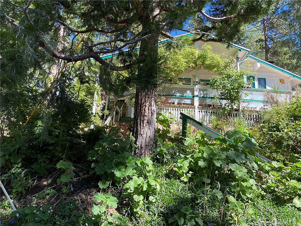 1st image of 2473 Fir Dr