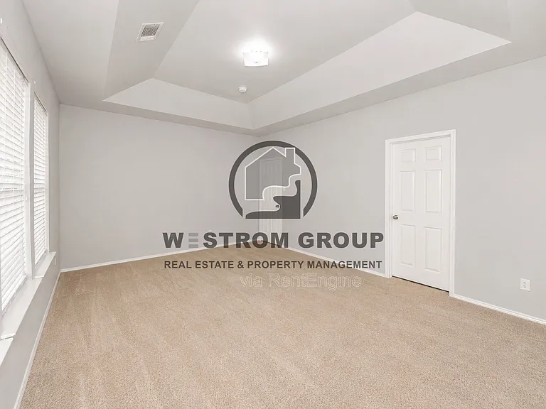 508 Lead Creek Dr — Photo 17