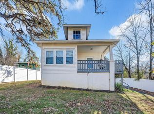 1708 Springfield Ave, Salem, VA 24153