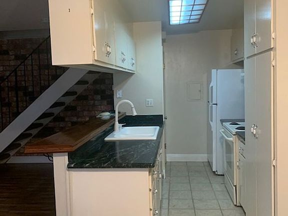 3rd image of 5567 Judith St APT 3