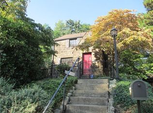2339 Hollywood Dr, Pittsburgh, PA 15235