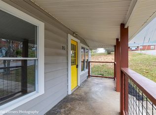 85 2nd St, Canton, NC 28716