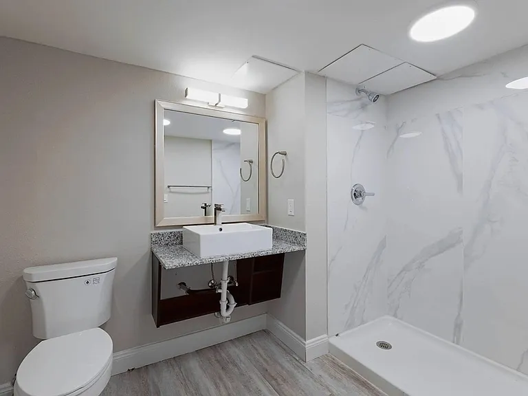 VEER Apartments — Photo 38