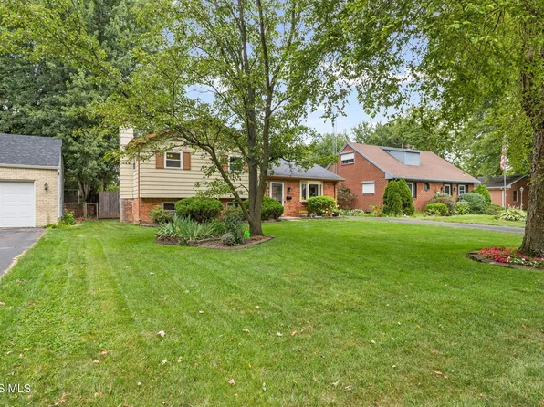 4122 Oakcrest Rd, Toledo, OH 43623