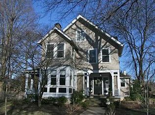 219 Quaker Rd, Edgeworth, PA 15143