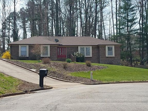 2nd image of 126 Ferguson Ct