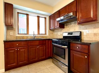 (Undisclosed Address), Staten Island, NY 10305