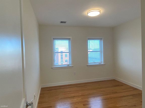 15 Kelley Ct. #3 Boston - Brighton Shared Unit Photo 3
