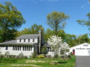 130 Head Of Meadow Rd, Newtown, CT 06470